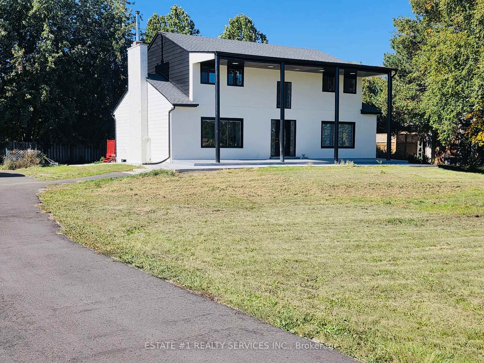 9843 Highway 7, Halton Hills, ON L7J 2L8